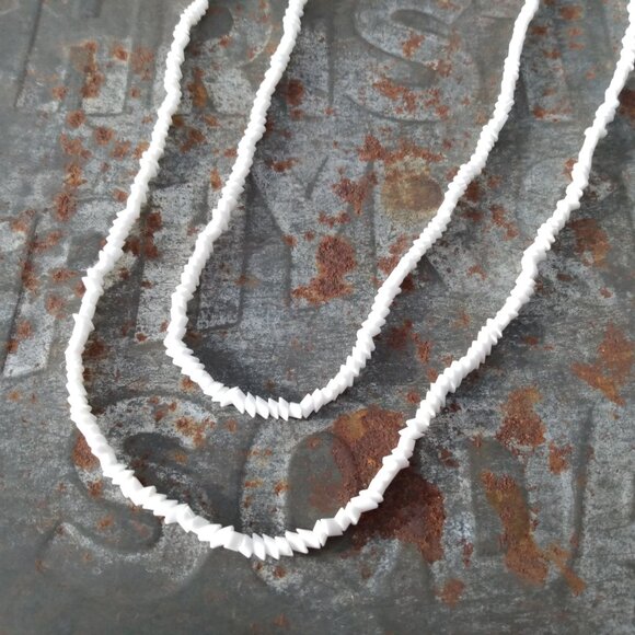 Vintage Milk Glass Necklaces 2 Strands White Penne Seed Beads Pointed Cylinders - Picture 3 of 7